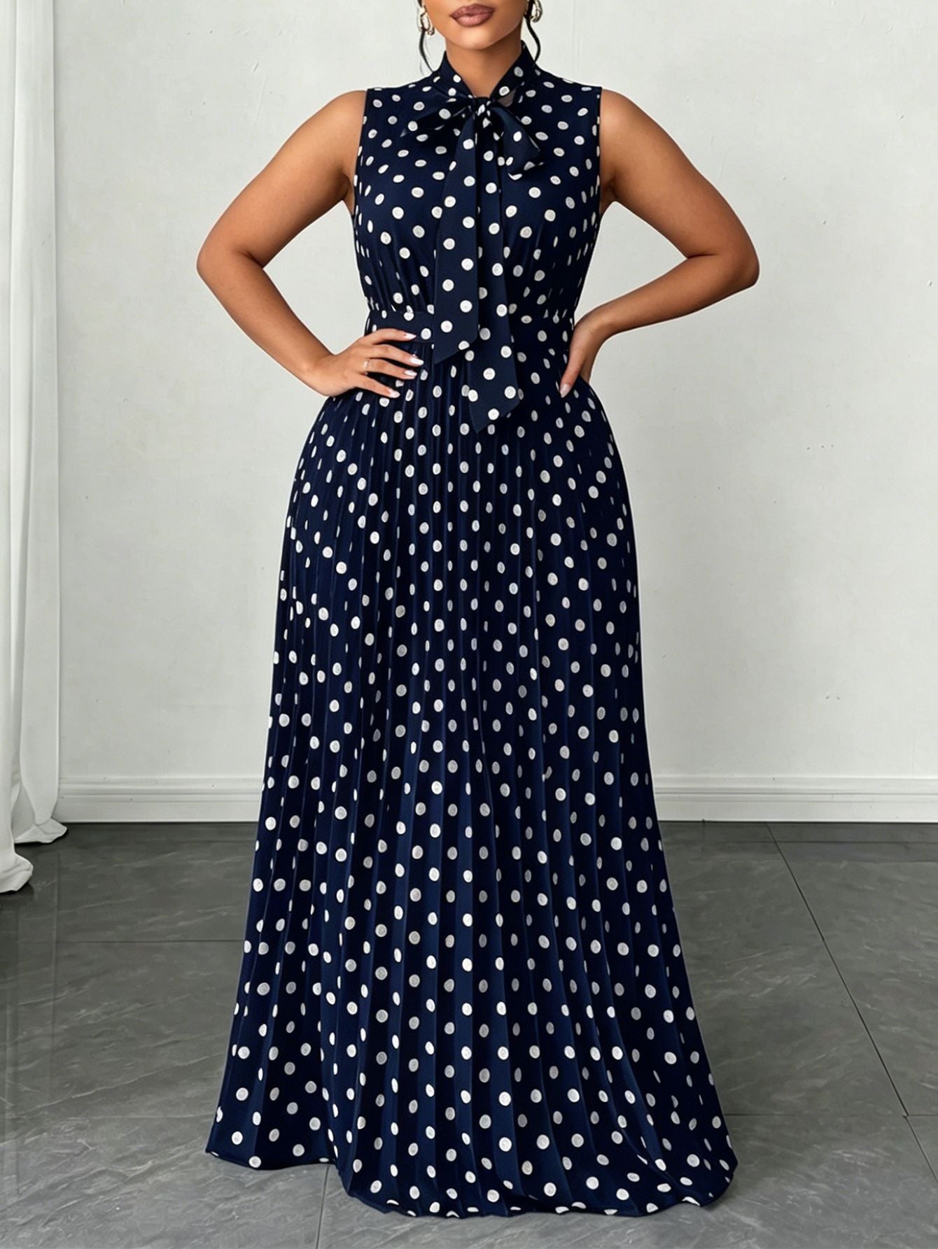 Elegant Women’s Sleeveless Polka Dot Dress In Polyester Fabric For Daily Wear