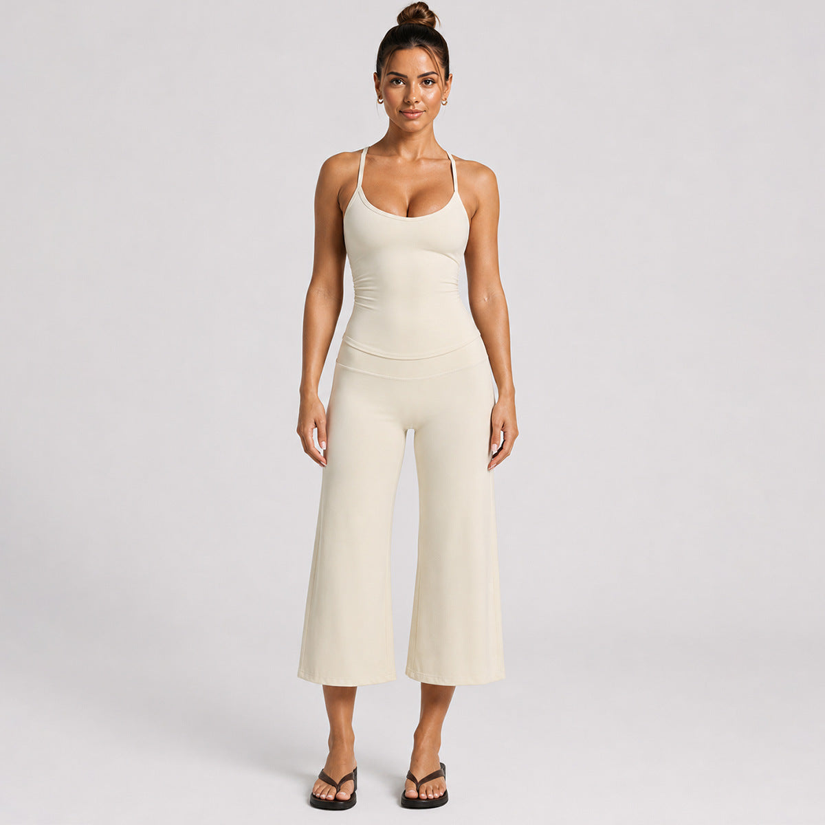 Sporty Calf-Length Yoga Jumpsuit For Women In Nylon Fabric Featuring A Backless Design And Sleeveless Style For Summer