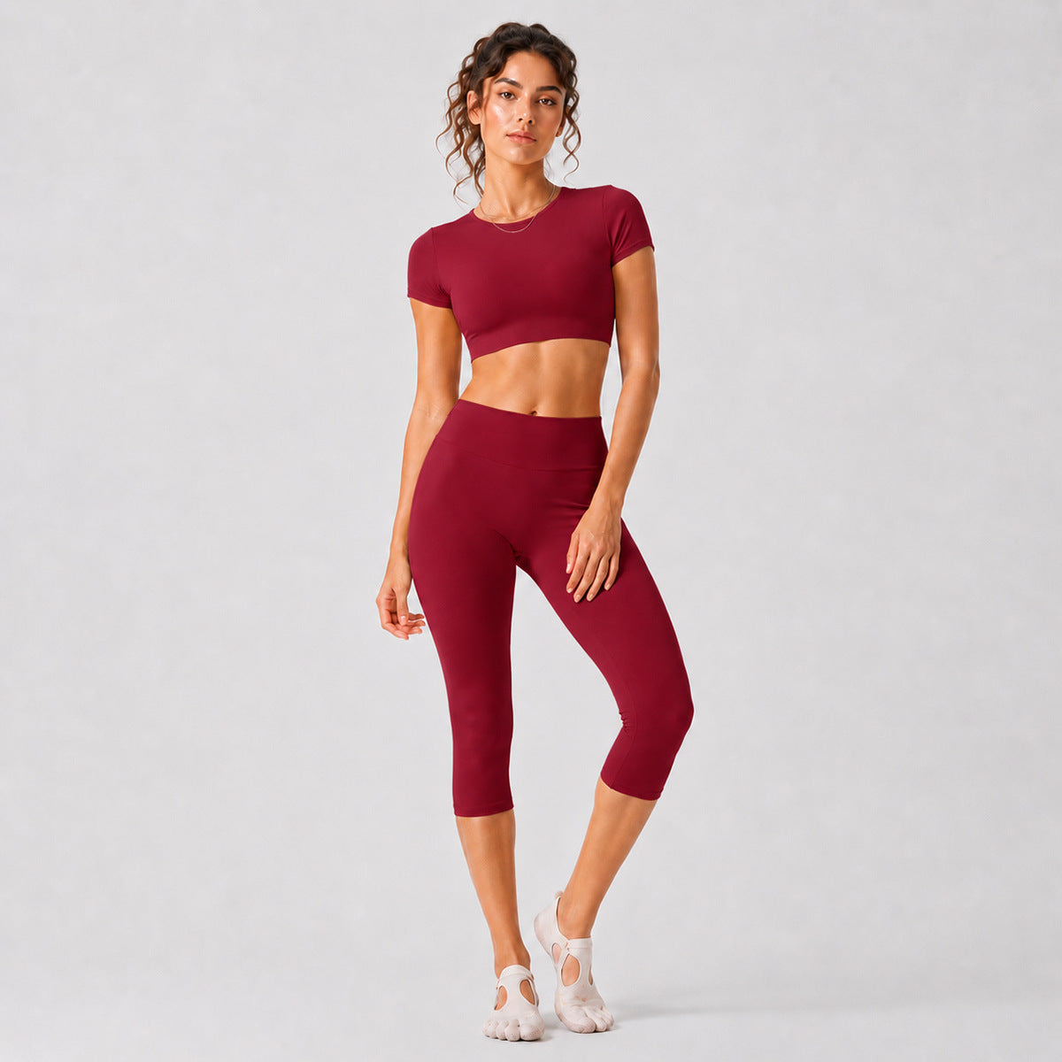 Sporty Calf-Length Yoga Jumpsuit For Women In Nylon Fabric Featuring A Backless Design, Perfect For Summer