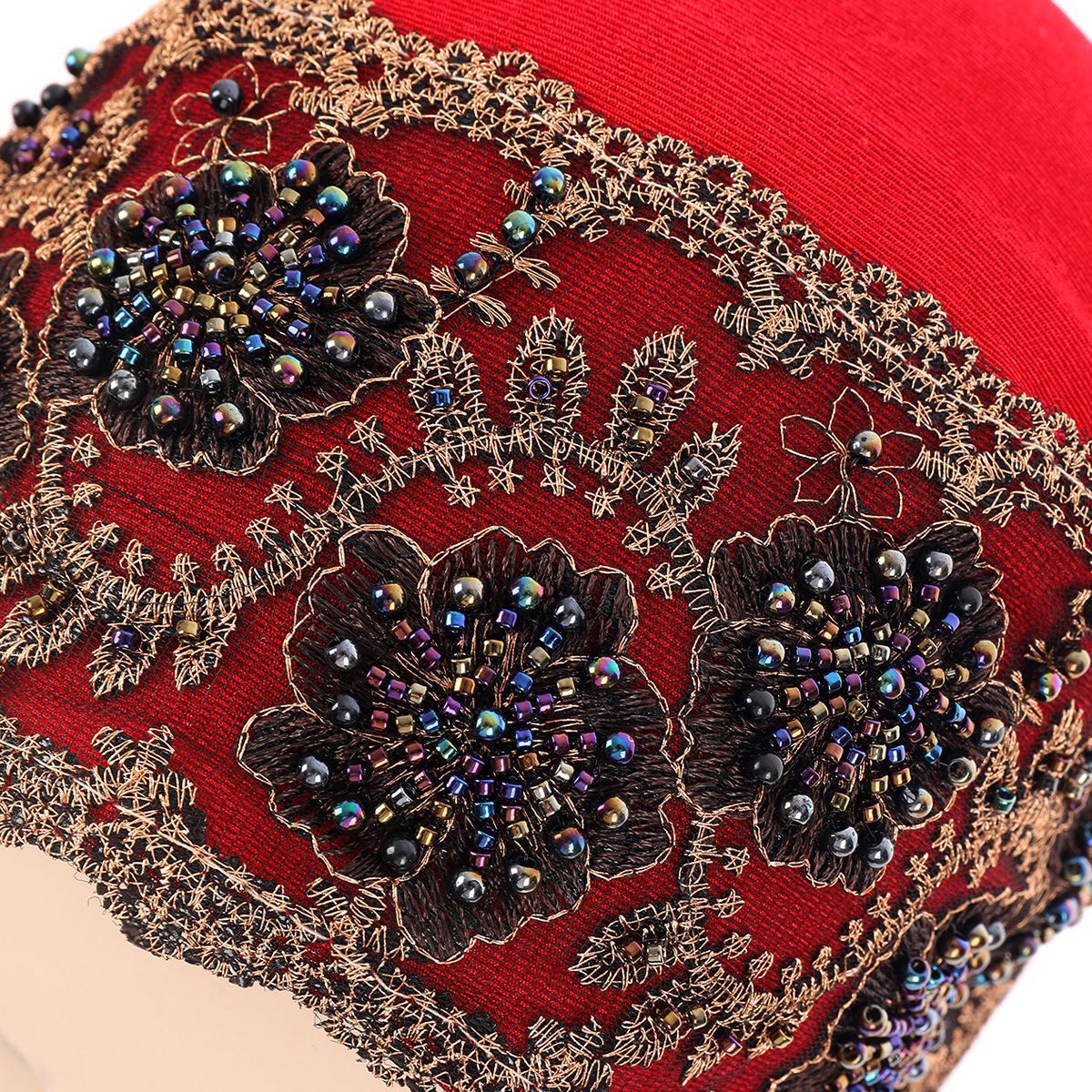 Women’s Brimless Lace Beanie Hat With Beading, Breathable And Stylish For Commute