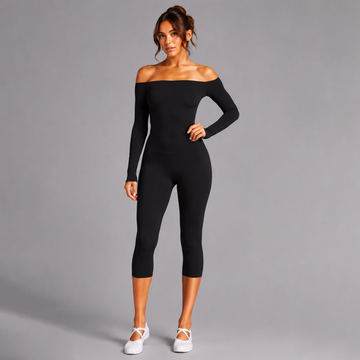 Sporty Calf-Length Yoga Jumpsuit For Women In Nylon Fabric With Backless Design, Long Sleeve, Perfect For Summer