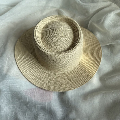 Women's Simple Style Solid Color Straw Hat With Wide Brim, UV Protection, Featuring Braid Craftsmanship