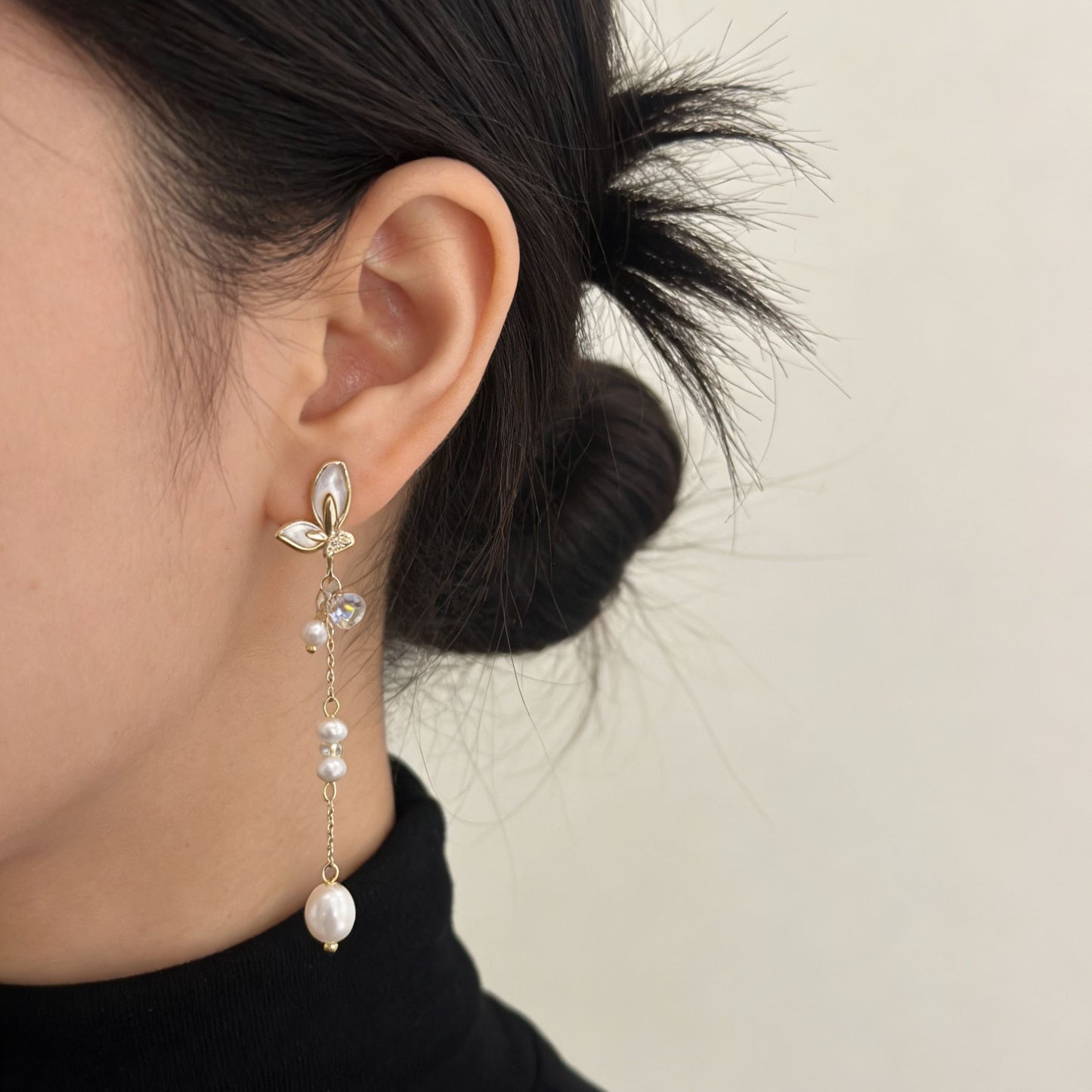 Simple Style Butterfly Earrings With 3-4mm Natural White Freshwater Button Pearls In 925 Sterling Silver For Women