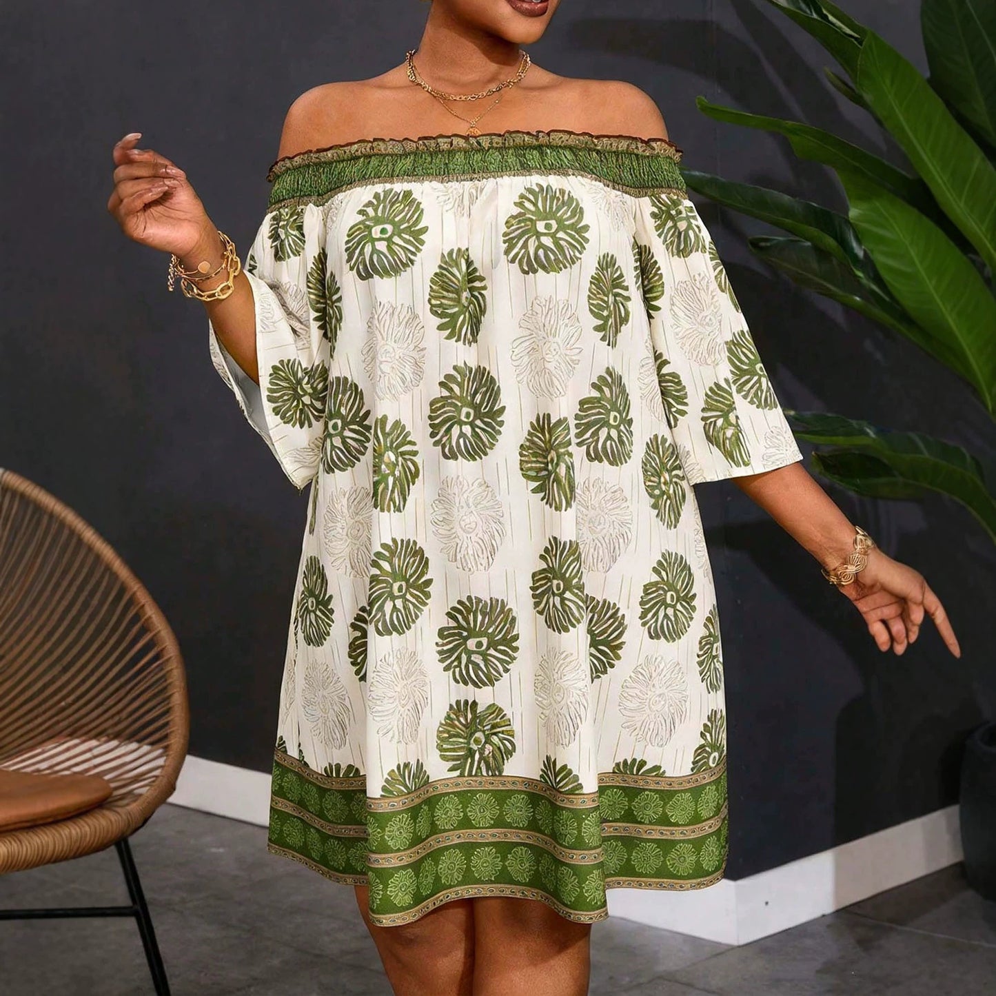 Geometric Women’s Regular Dress With Half Sleeve And Boat Neck In Polyester, Perfect For Vacation And Date
