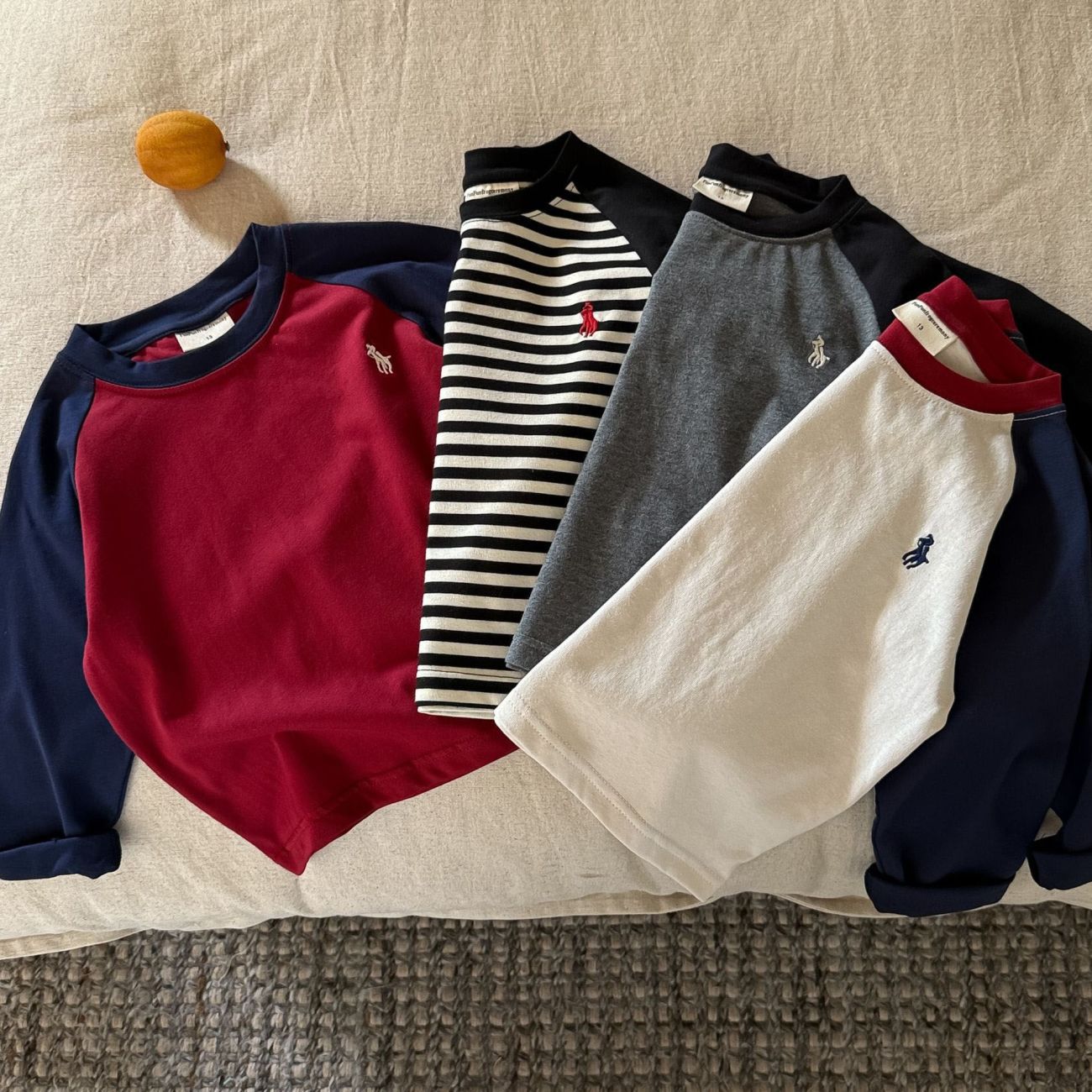 Cute Color Block Children's Bottoming Shirt In Grey With Warm Cotton Fabric And Raglan Sleeve, Featuring A Round Neck