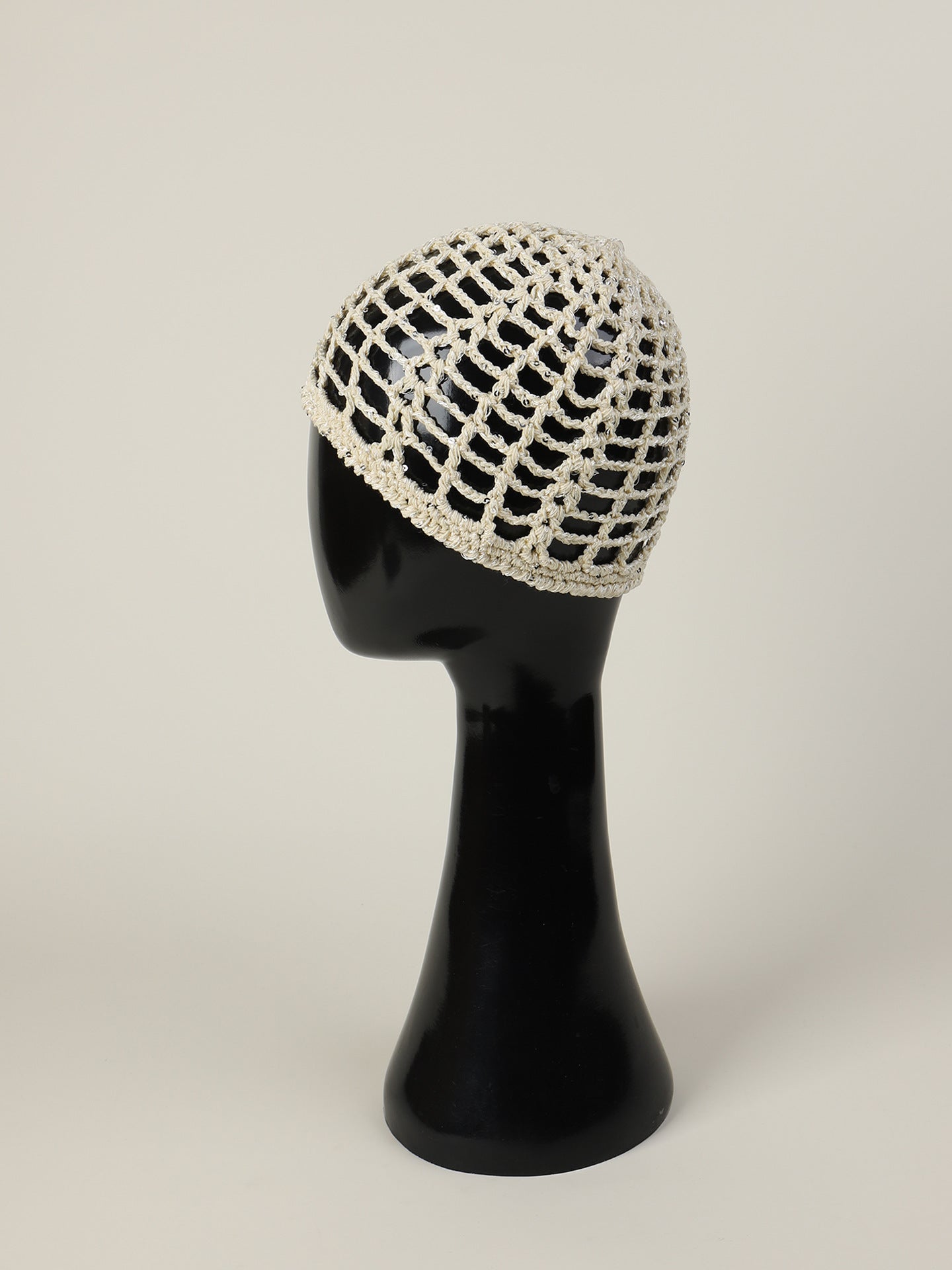 Solid Color Breathable Wool Cap For Women In Simple Style, Brimless Design With Hollow Out Craft, Made Of Polyester