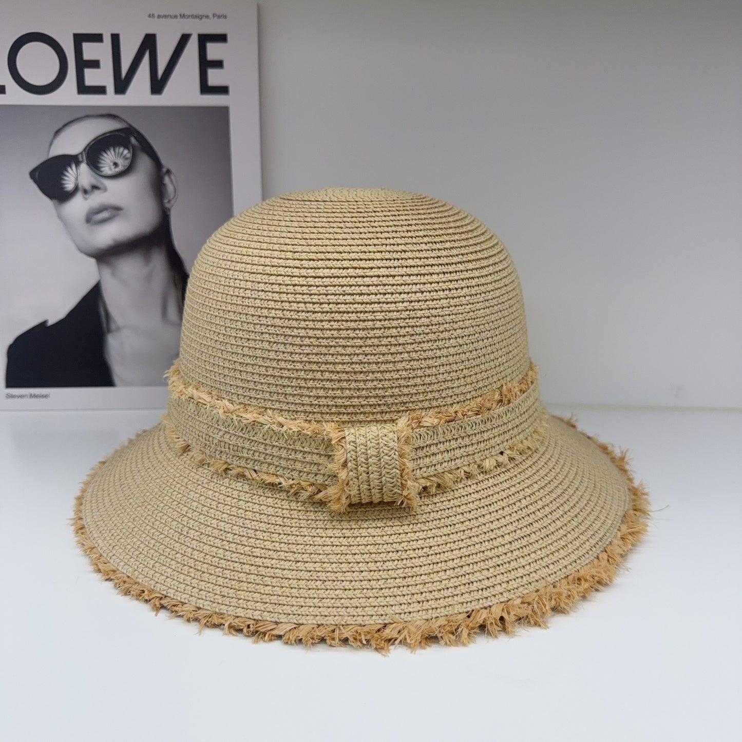 French Style Solid Color Straw Hat For Women With Short Brim, UV Protection Featuring Braid Craftsmanship