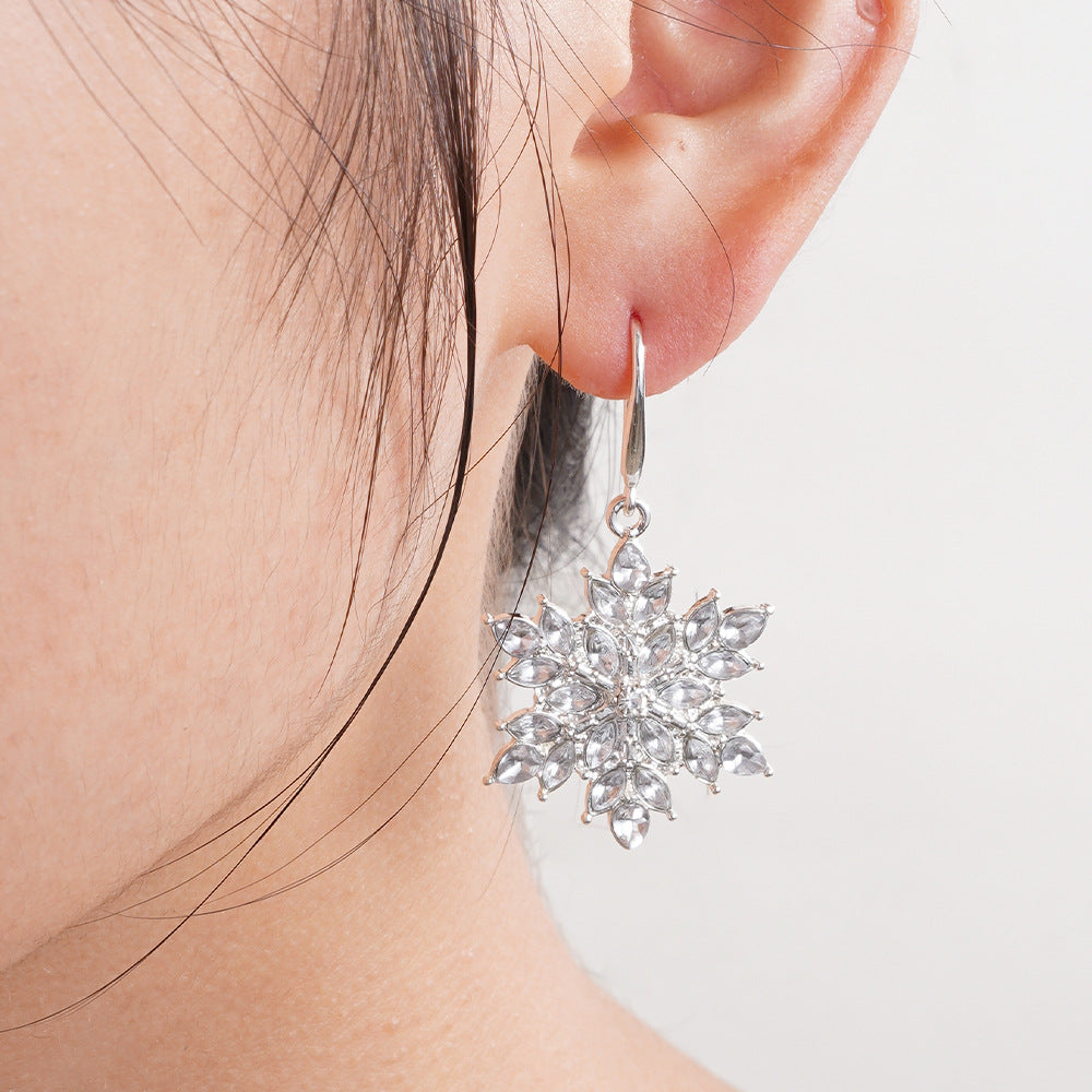 Sweet Snowflake Earrings For Women In Electroplated Alloy With 925 Sterling Silver Ear Pins