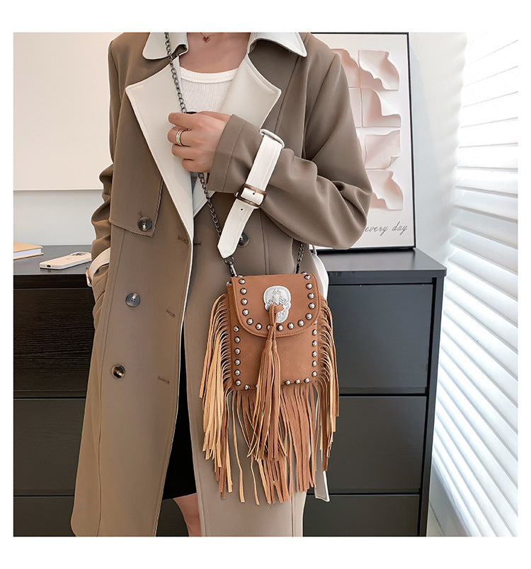 Women’s Square Shoulder Bag With Rivet Detail, Single Shoulder Strap, Perfect For Summer