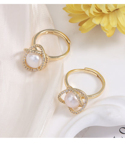 Adjustable Simple Style Ring With 7-8mm Natural White Freshwater Button Pearl And Copper Metal