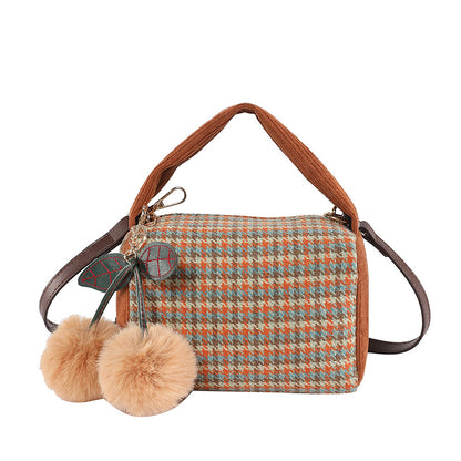 Women’s Houndstooth Woolen Pillow Shape Bag With Sewing Thread Detail And Single Shoulder Strap