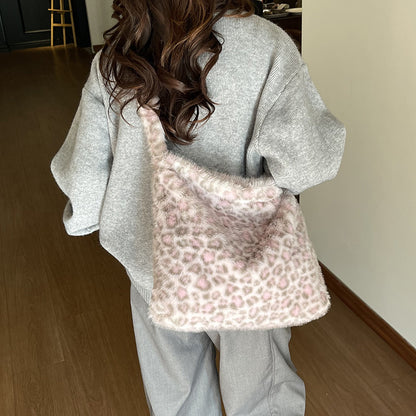 Women’s Tie Dye Square Plush Shoulder Bag With Single Shoulder Strap, Perfect For Winter