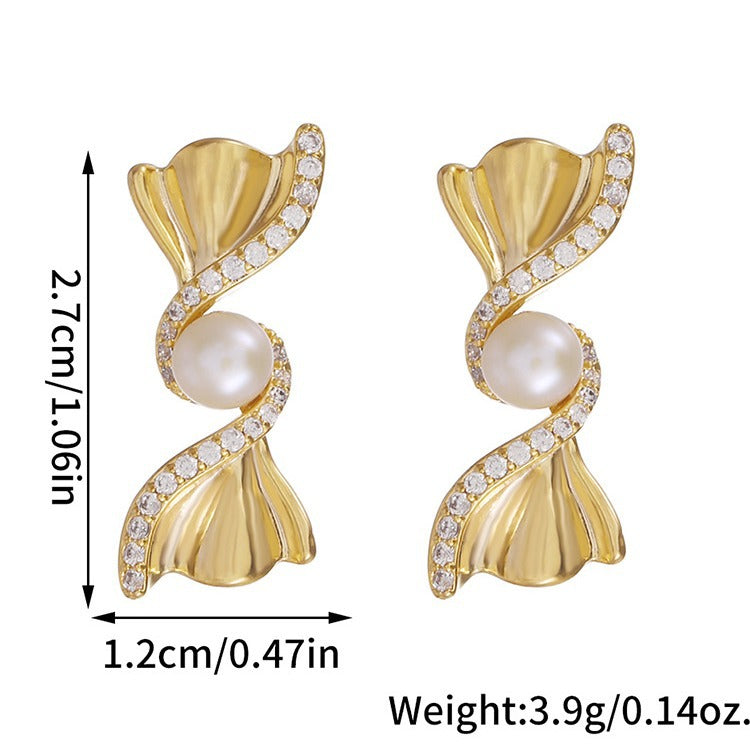 Women’s Freshwater Pearl Stud Earrings With Natural White 5-6mm Button Pearls And Copper Bow Tie Design