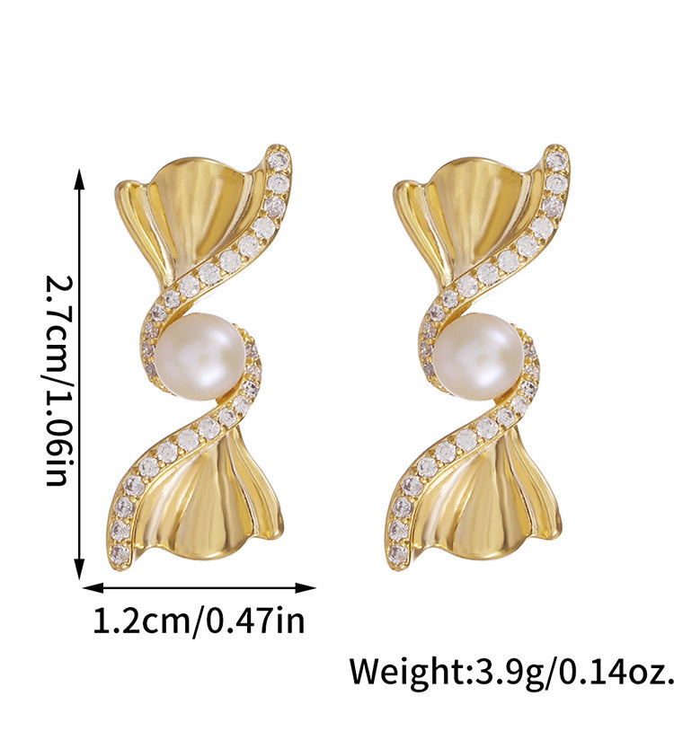 Women’s Freshwater Pearl Stud Earrings With Natural White 5-6mm Button Pearls And Copper Bow Tie Design