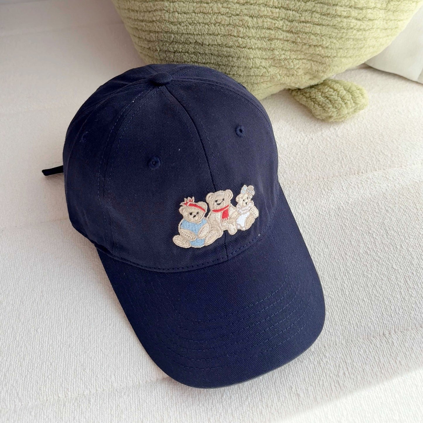 Unisex Baseball Cap With Curved Brim, Breathable Cotton Material Featuring Embroidery