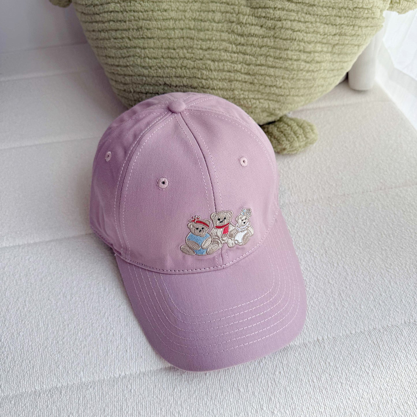 Unisex Baseball Cap With Curved Brim, Breathable Cotton Material Featuring Embroidery