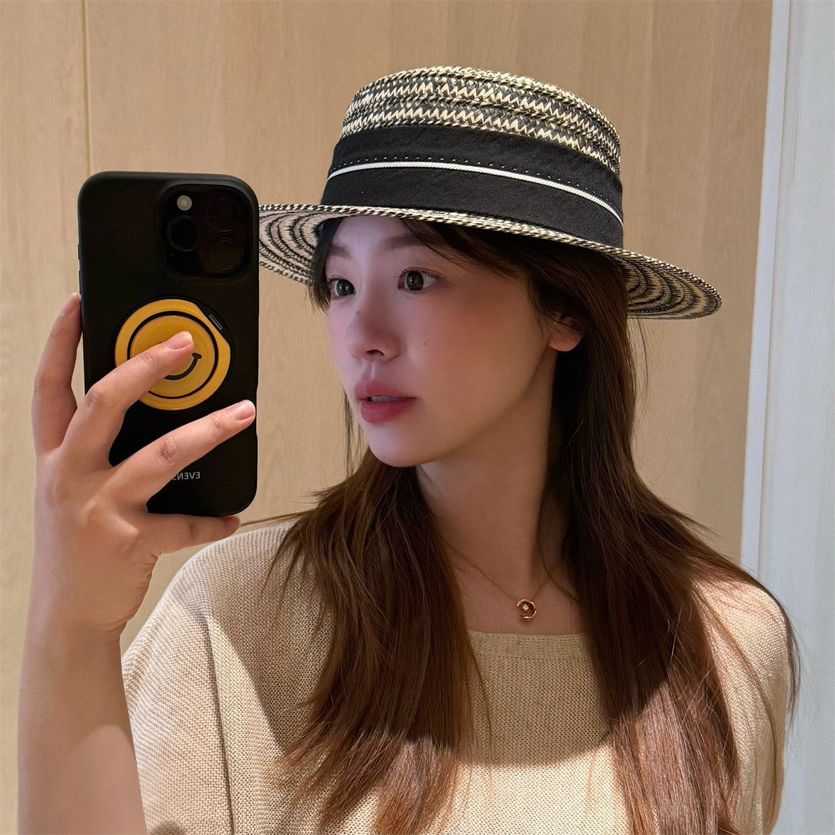 French Style Women’s Stripe Straw Hat With Short Brim, Featuring UV Protection And Braid Craftsmanship