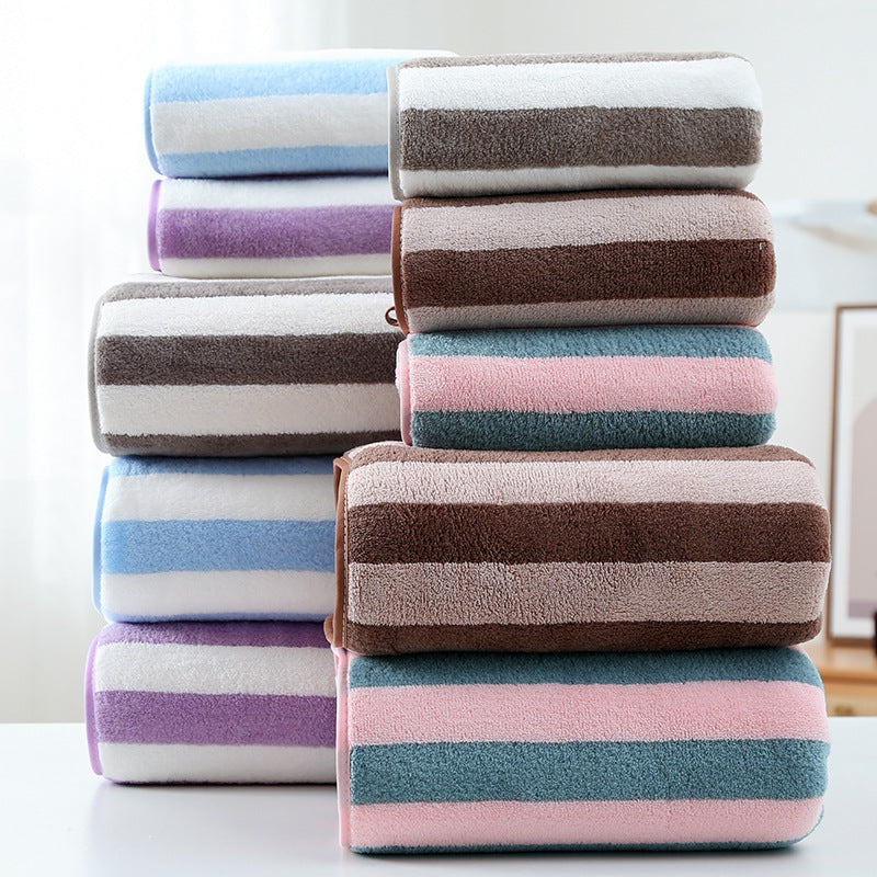 Soft And Absorbent Towels For Home Use, Ideal For Bath And Beach