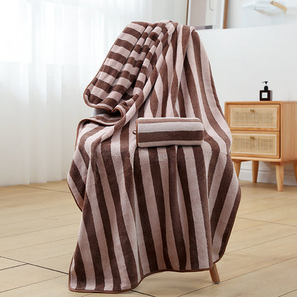 Soft And Absorbent Towels For Home Use, Ideal For Bath And Beach