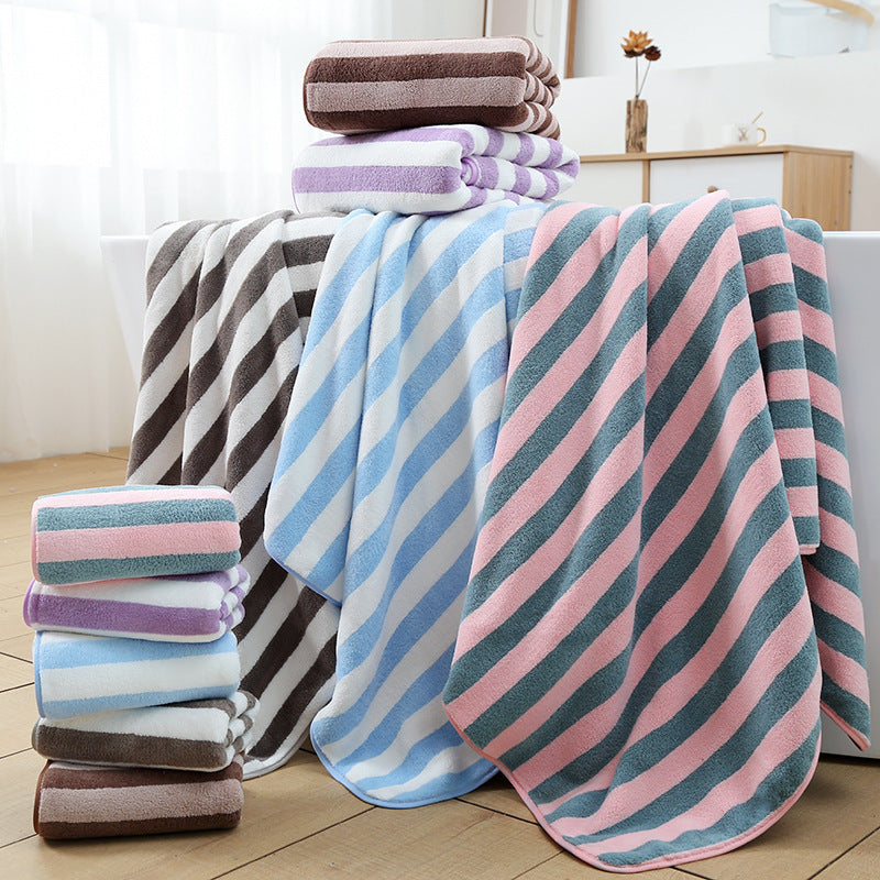 Soft And Absorbent Towels For Home Use, Ideal For Bath And Beach