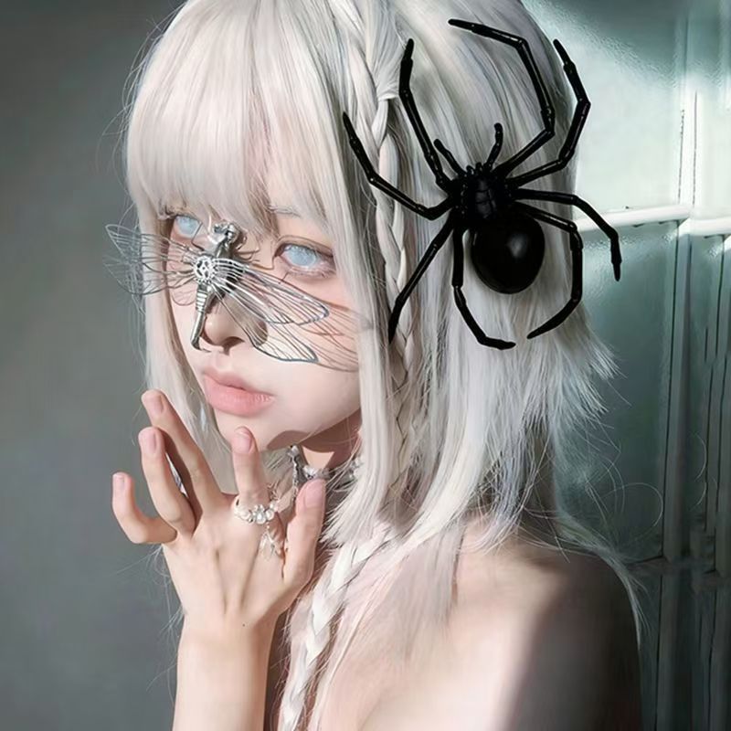 Gothic Spider Hairpin For Women In Dyed Black Plastic, Perfect Halloween Hair Accessory