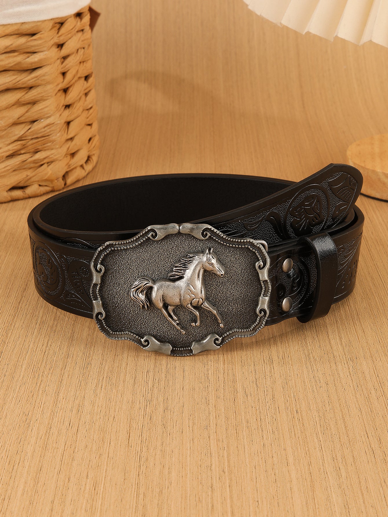 Men's Cowboy Style Fashion Belt With Zinc Alloy Smooth Buckle, PU Leather Embossing Surface Finish
