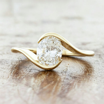 Oval Gold Rings For Women 3 Pieces Set In Zinc Alloy With Twist Craft And Rhinestone Inlay