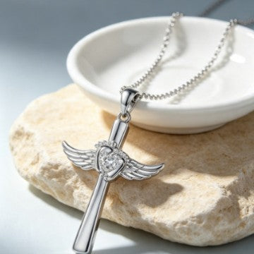 Silver Wings Necklace For Women With Copper Pendant And Zircon Inlay On Cable Chain