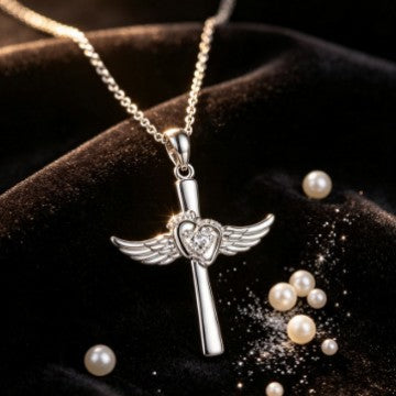 Silver Wings Necklace For Women With Copper Pendant And Zircon Inlay On Cable Chain