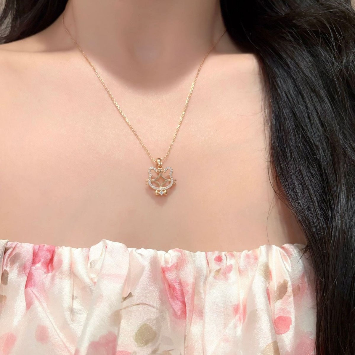 Tiger Pendant In 925 Sterling Silver With Agate Inlay, Featuring 925 Sterling Silver Chain For Women