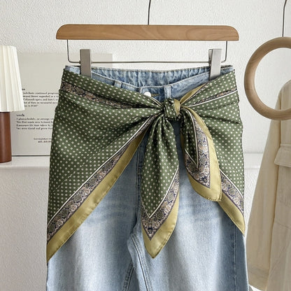 Stripe Triangle Scarf For Women In Ethnic Style, Made Of Polyester, White Color, Perfect For Autumn