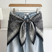Western Cashew Flower - Black
