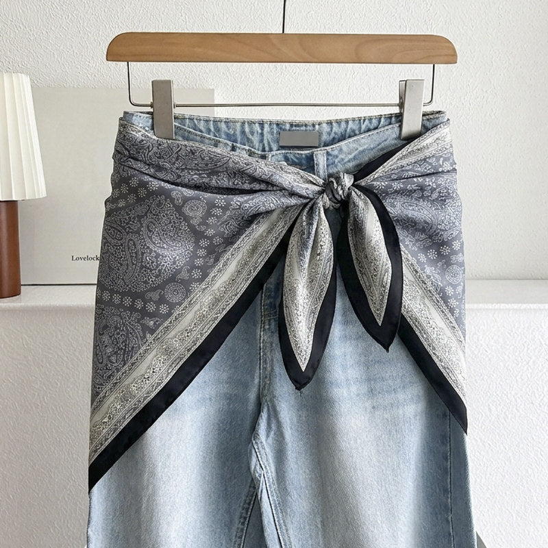 Stripe Triangle Scarf For Women In Ethnic Style, Made Of Polyester, White Color, Perfect For Autumn