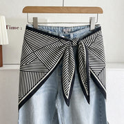 Diagonal Stripe Pattern - Black