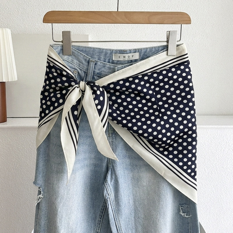 Stripe Triangle Scarf For Women In Ethnic Style, Made Of Polyester, White Color, Perfect For Autumn