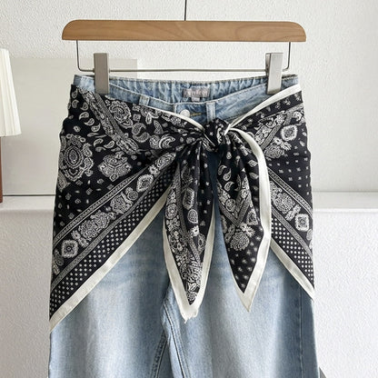 Stripe Triangle Scarf For Women In Ethnic Style, Made Of Polyester, White Color, Perfect For Autumn