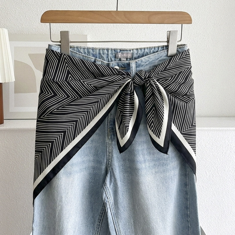 Stripe Triangle Scarf For Women In Ethnic Style, Made Of Polyester, White Color, Perfect For Autumn