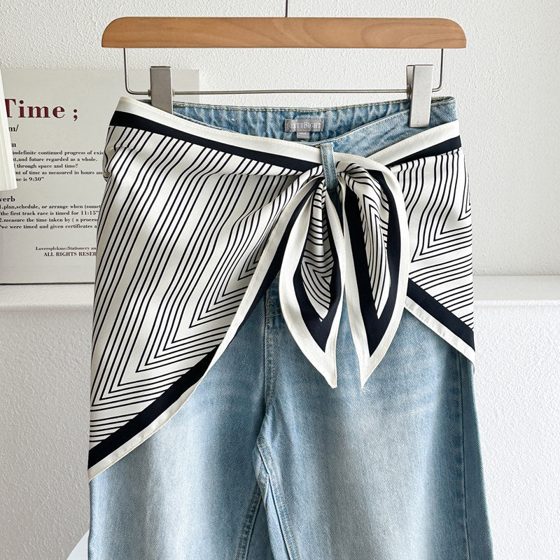 Stripe Triangle Scarf For Women In Ethnic Style, Made Of Polyester, White Color, Perfect For Autumn