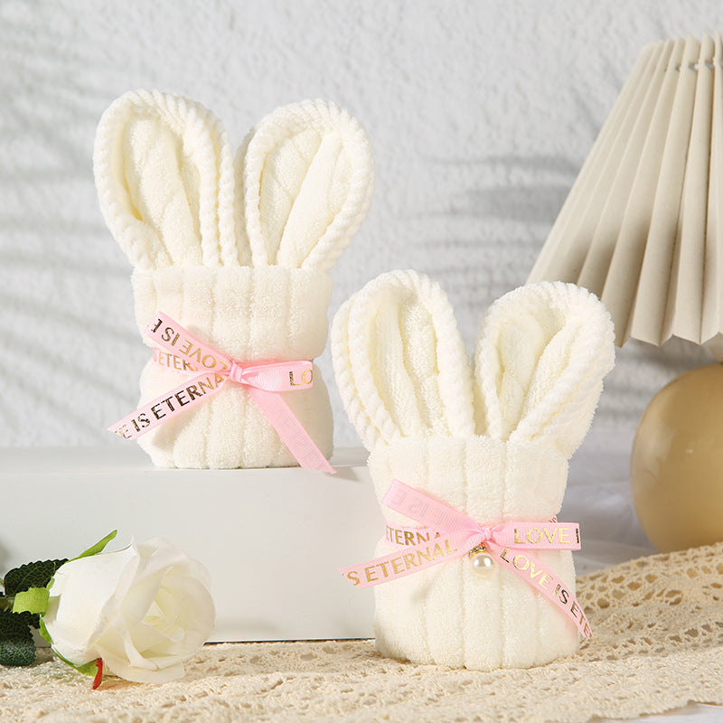 Decorative Cake-Shaped Towels For Home Textiles Featuring Unique Design And Soft Material