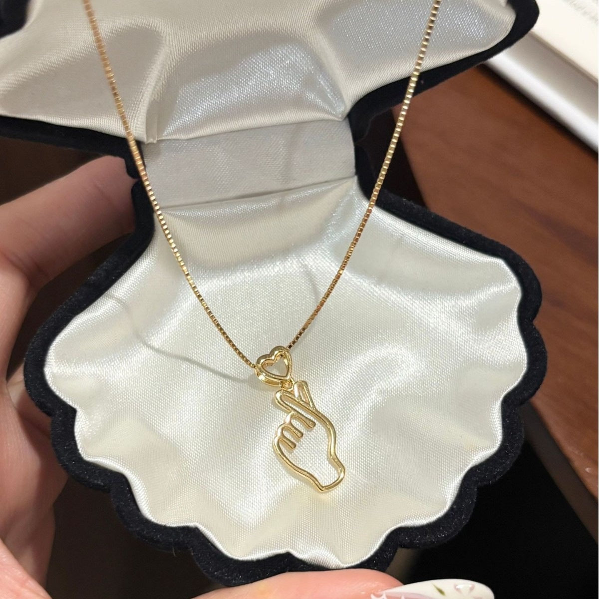Heart Shape Pendant For Women In 925 Sterling Silver With Agate Inlay, Gold Finish, Perfect For Summer