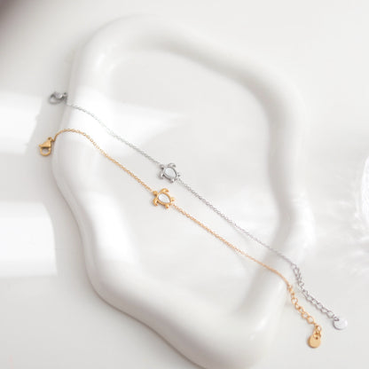 Sweet Tortoise Pendant Necklace For Women In Real Gold Plated Titanium Steel With Shell Pendant