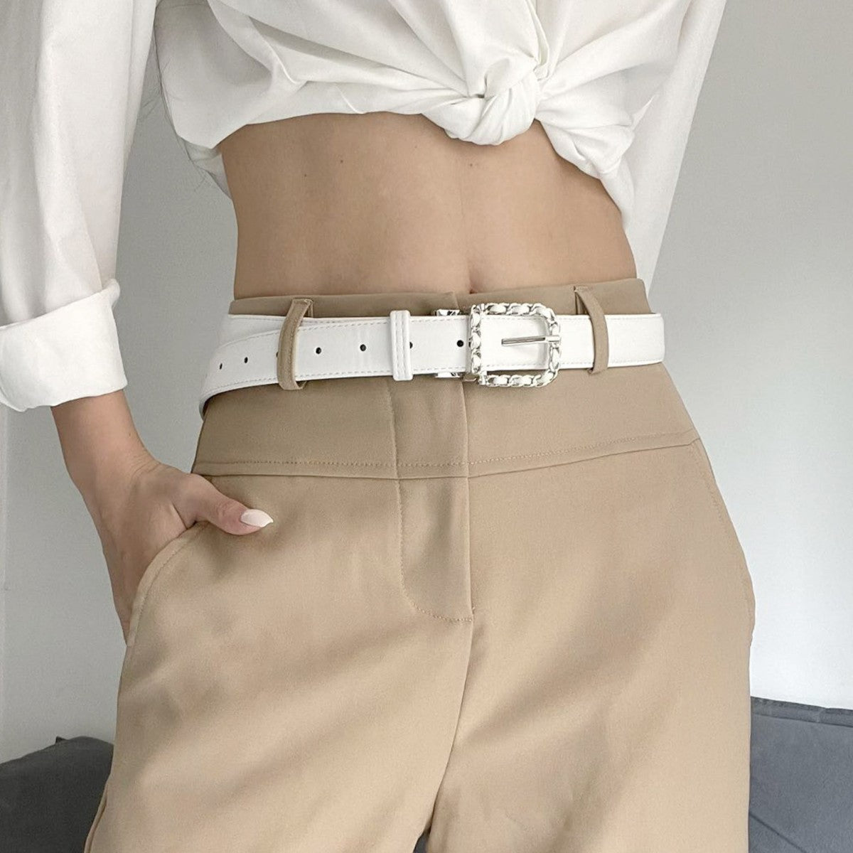 Commute Style PU Leather Belt With Braided Surface Finish Featuring Alloy Pin Buckle And Floral Pattern