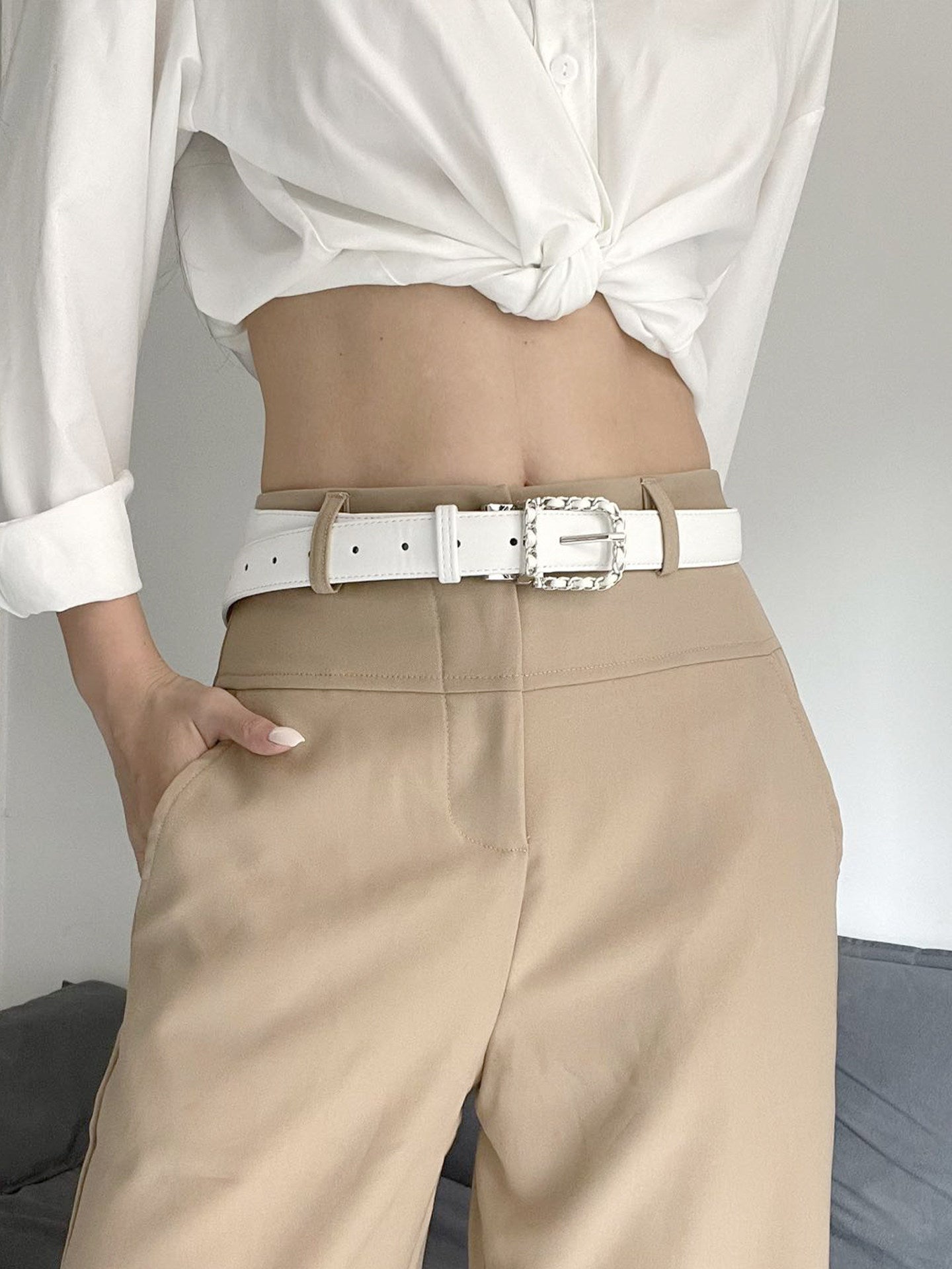 Commute Style PU Leather Belt With Braided Surface Finish Featuring Alloy Pin Buckle And Floral Pattern