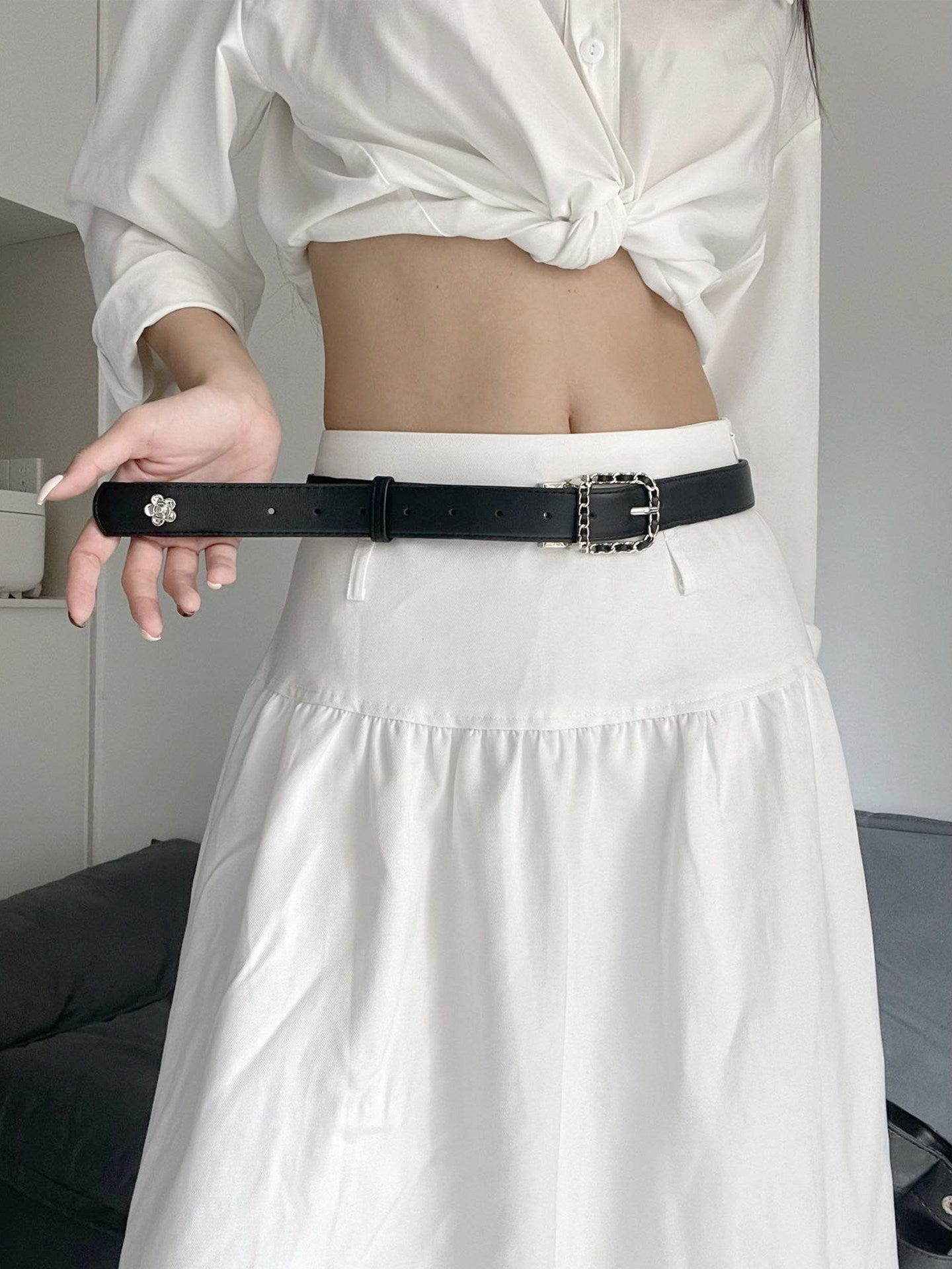 Commute Style PU Leather Belt With Braided Surface Finish Featuring Alloy Pin Buckle And Floral Pattern