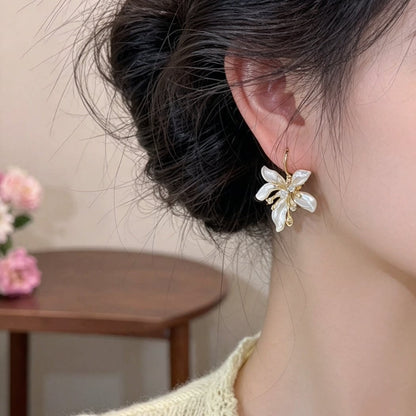 Simple Style Flowers Earrings For Women In Alloy With Zircon Inlay, Electroplated Finish And 304 Stainless Steel Ear Pins