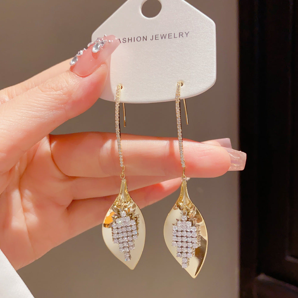 Leaves Tassel Drop Earrings For Women In Copper With Real Gold Plated Finish And Zircon Inlay