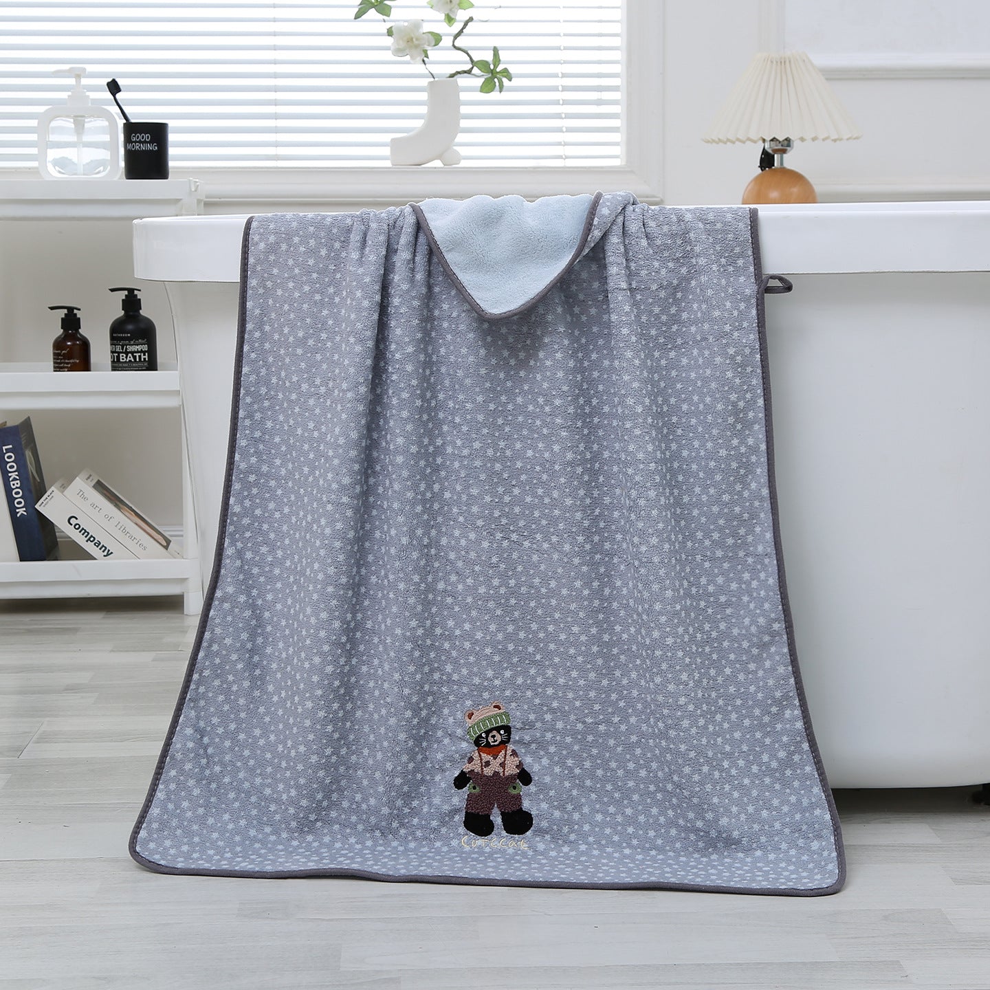 Soft And Absorbent Towels For Home Use, Available In Multiple Colors And Sizes