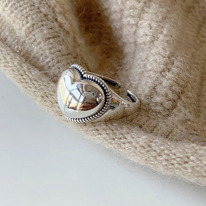 Vintage Style Heart Shape Wide Band Ring For Women In Antique Silver Plated Copper With Electroplated Finish