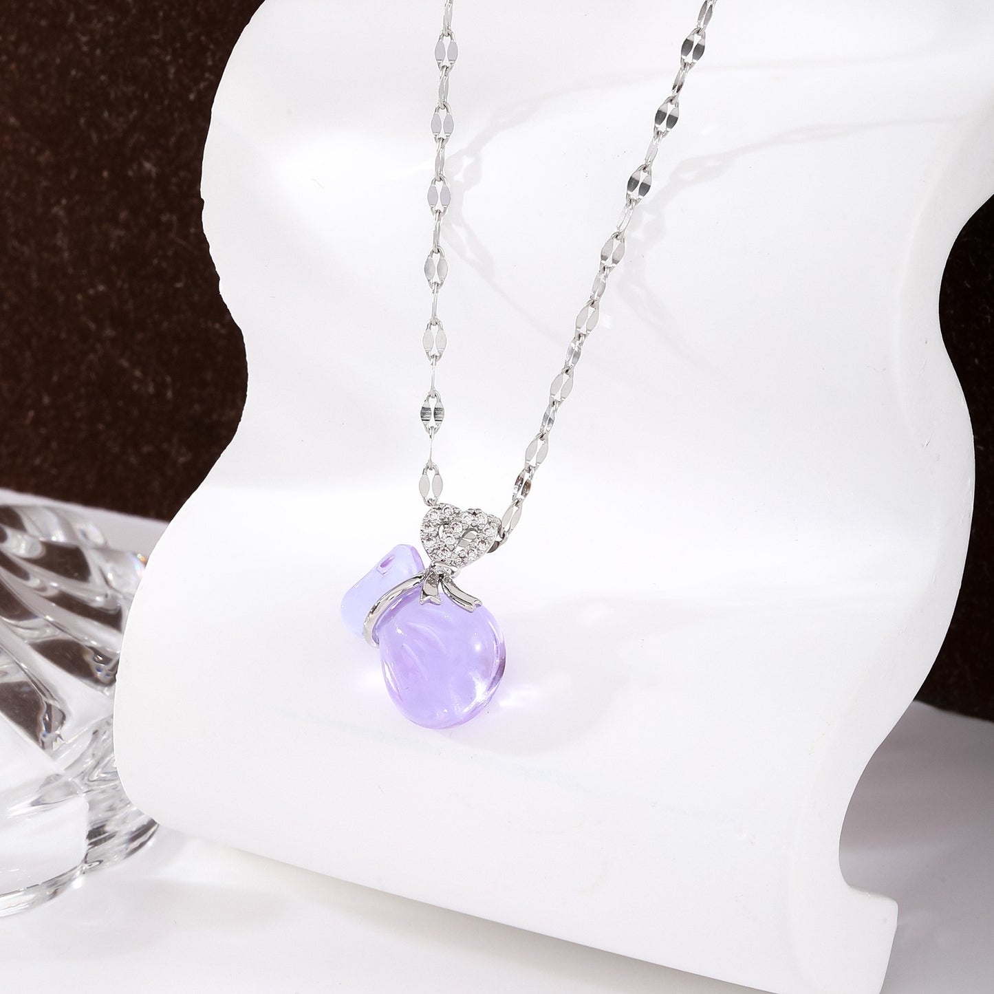 Crystal Pendant Necklace For Women With Copper Chain And Electroplated Finish Featuring Copper Pendant