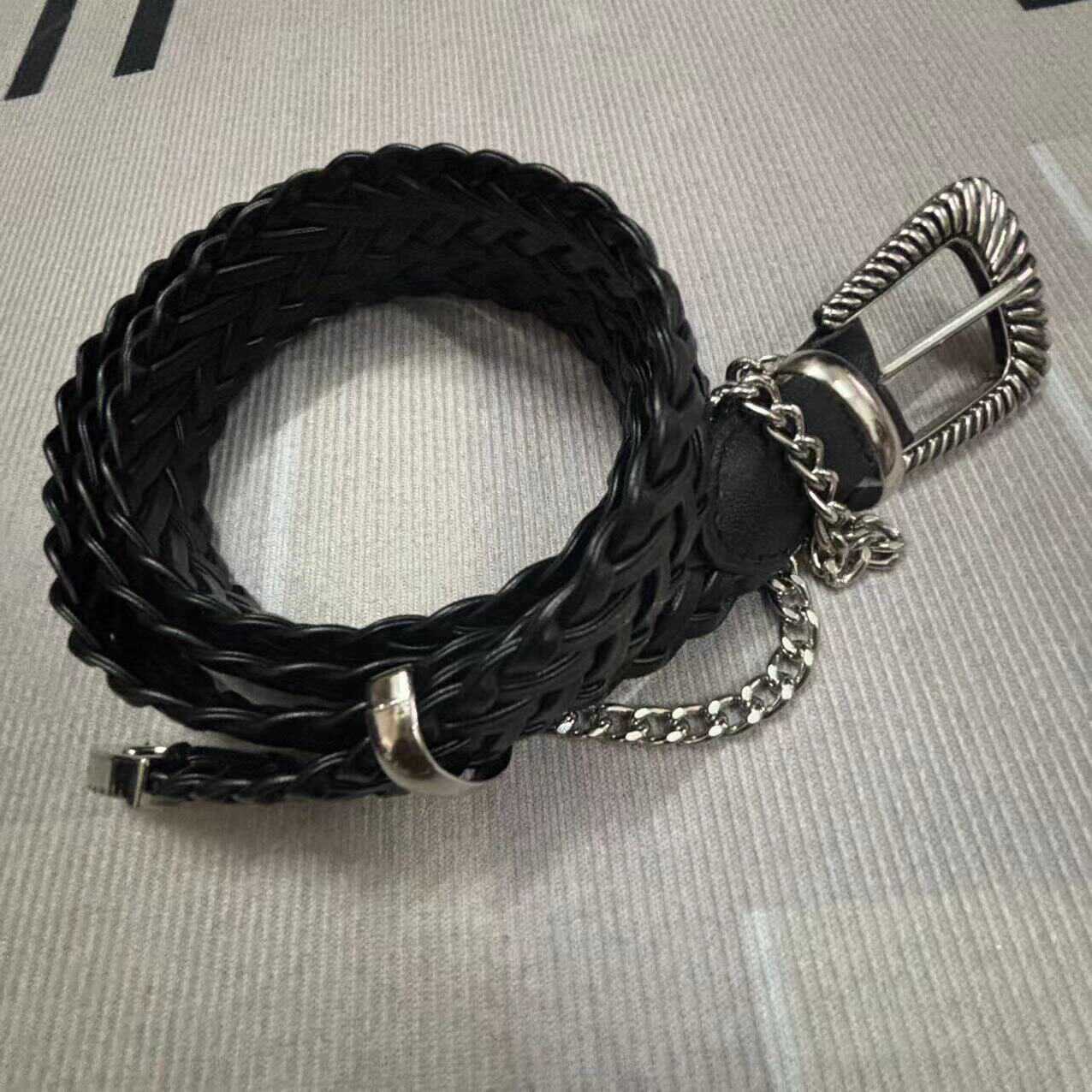 Retro Women’s Braided PU Leather Belt With Alloy Pin Buckle Featuring Braid Surface Finish